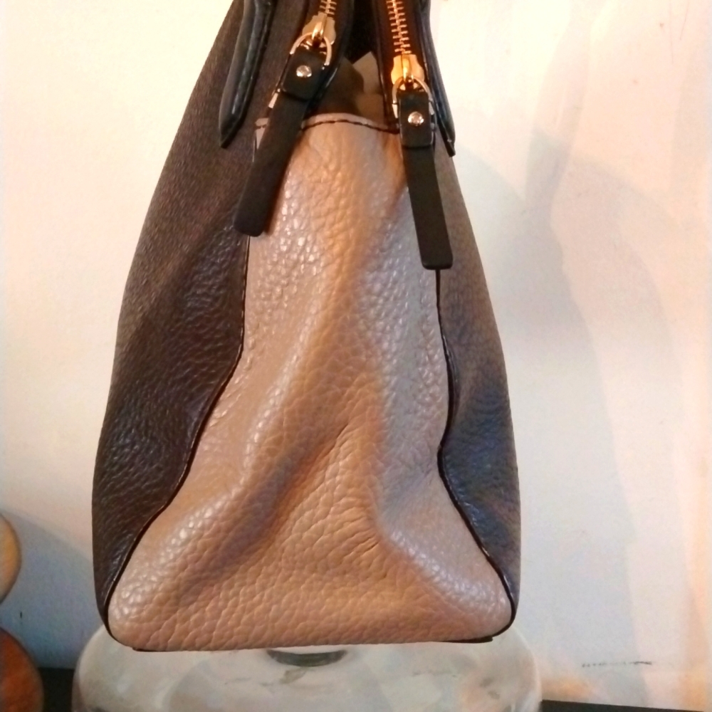 ♠️ KATE SPADE TOTE/SATCHEL♠️ - Picture 4 of 10